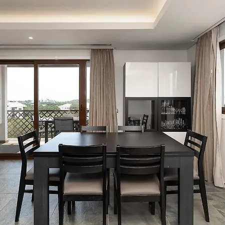 Elegance W/ Balcony & Pool By Lovelystay * Albufeira